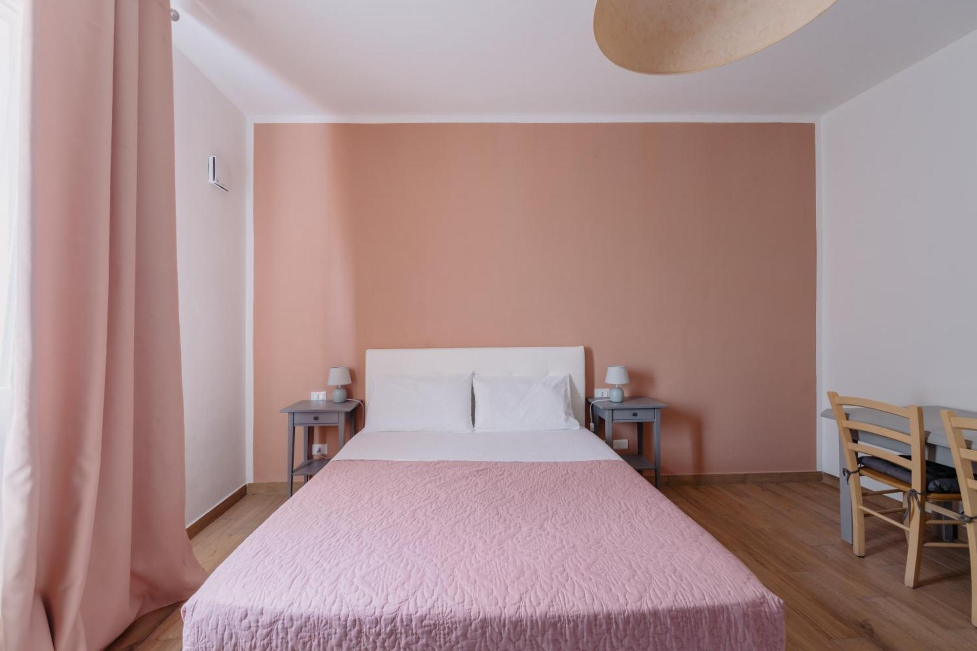 Franciacorta Rooms คอร์เตฟรังกา ภายนอก รูปภาพ